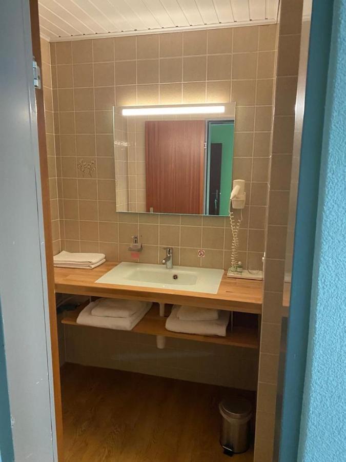 Studios With Kitchenette Бирсфельден Экстерьер фото