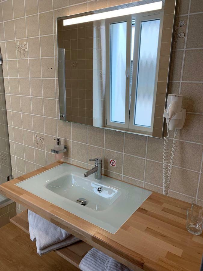 Studios With Kitchenette Бирсфельден Экстерьер фото